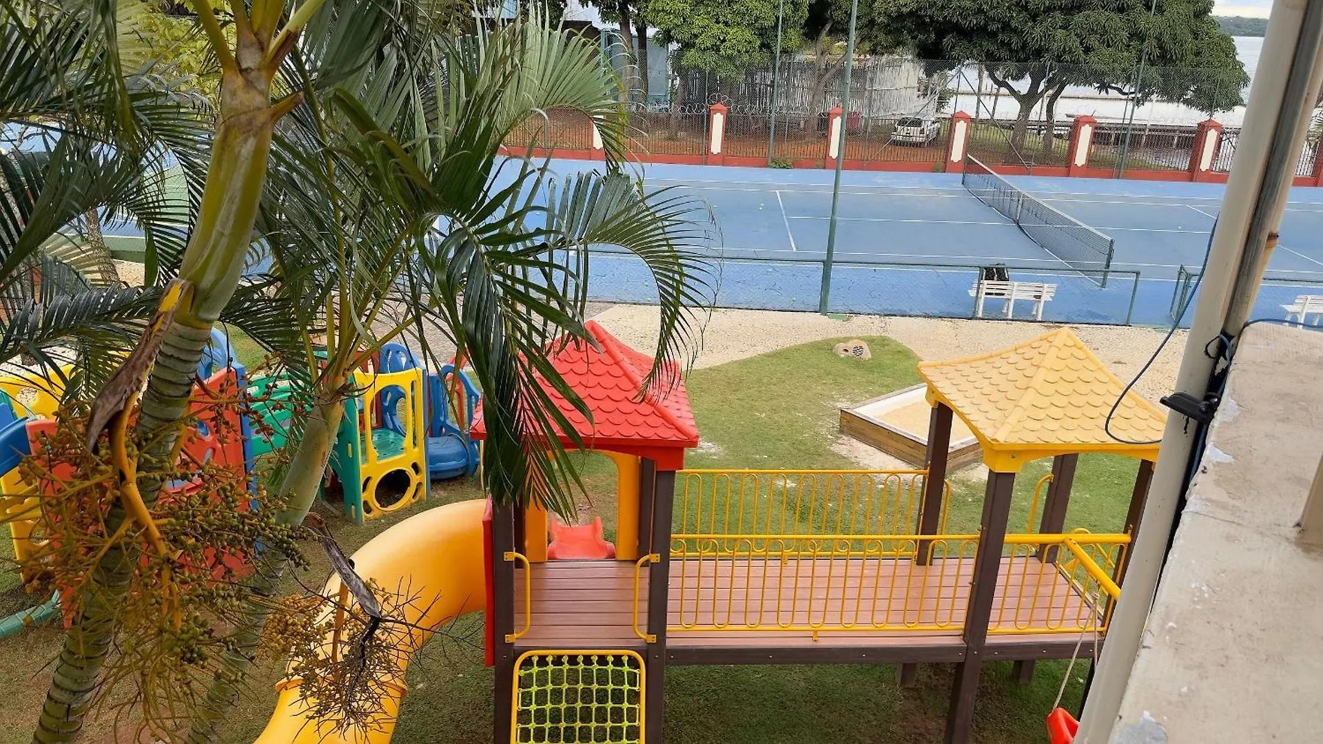 Flat 337 Perto Da Embaixada Eua Brasília 0*,  Brasilien